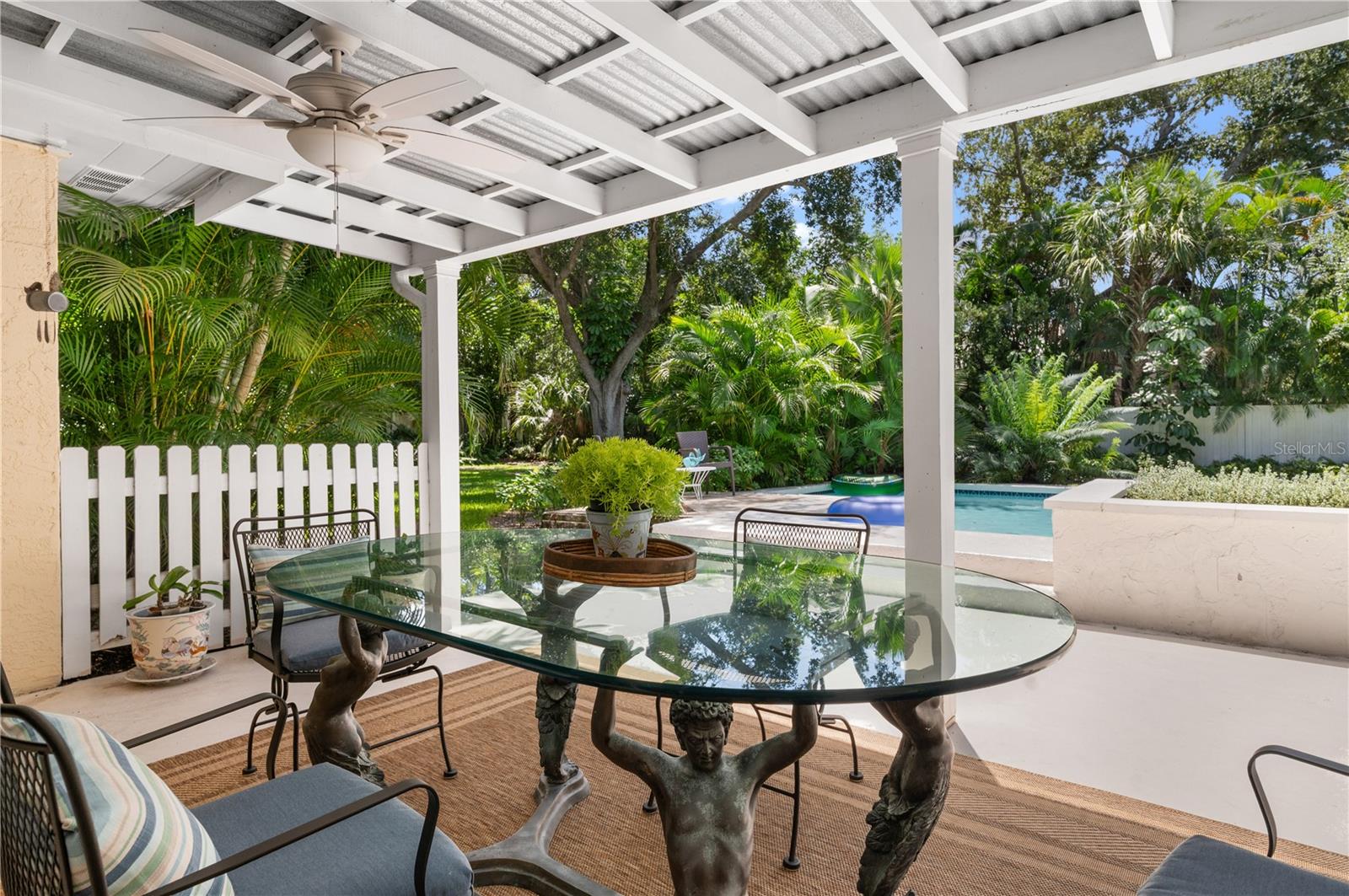 1722 North Dr, Sarasota, FL 34239 — photo 29 of 40