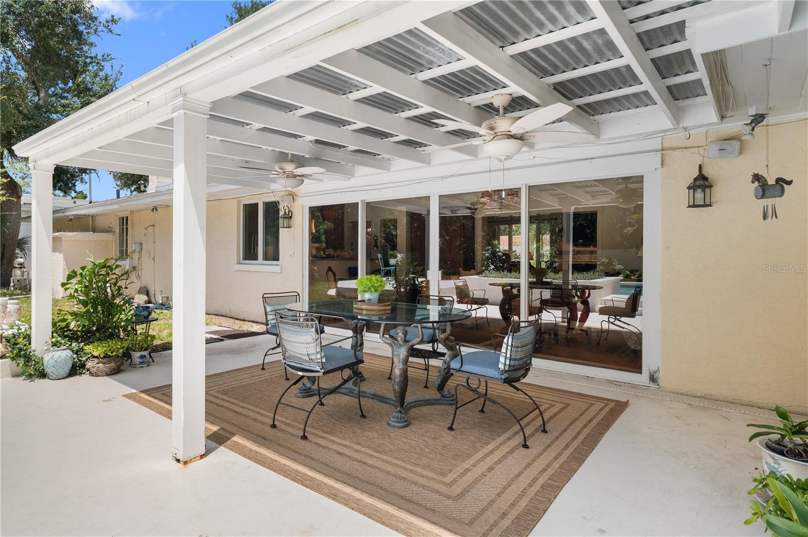1722 North Dr, Sarasota, FL 34239 — photo 31 of 40