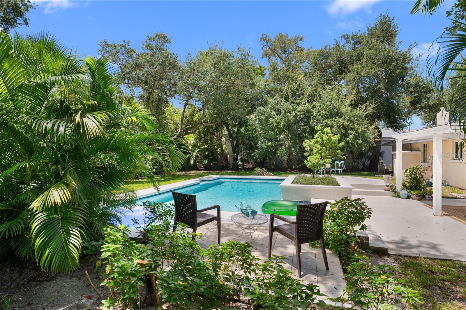 1722 North Dr, Sarasota, FL 34239 — photo 35 of 40