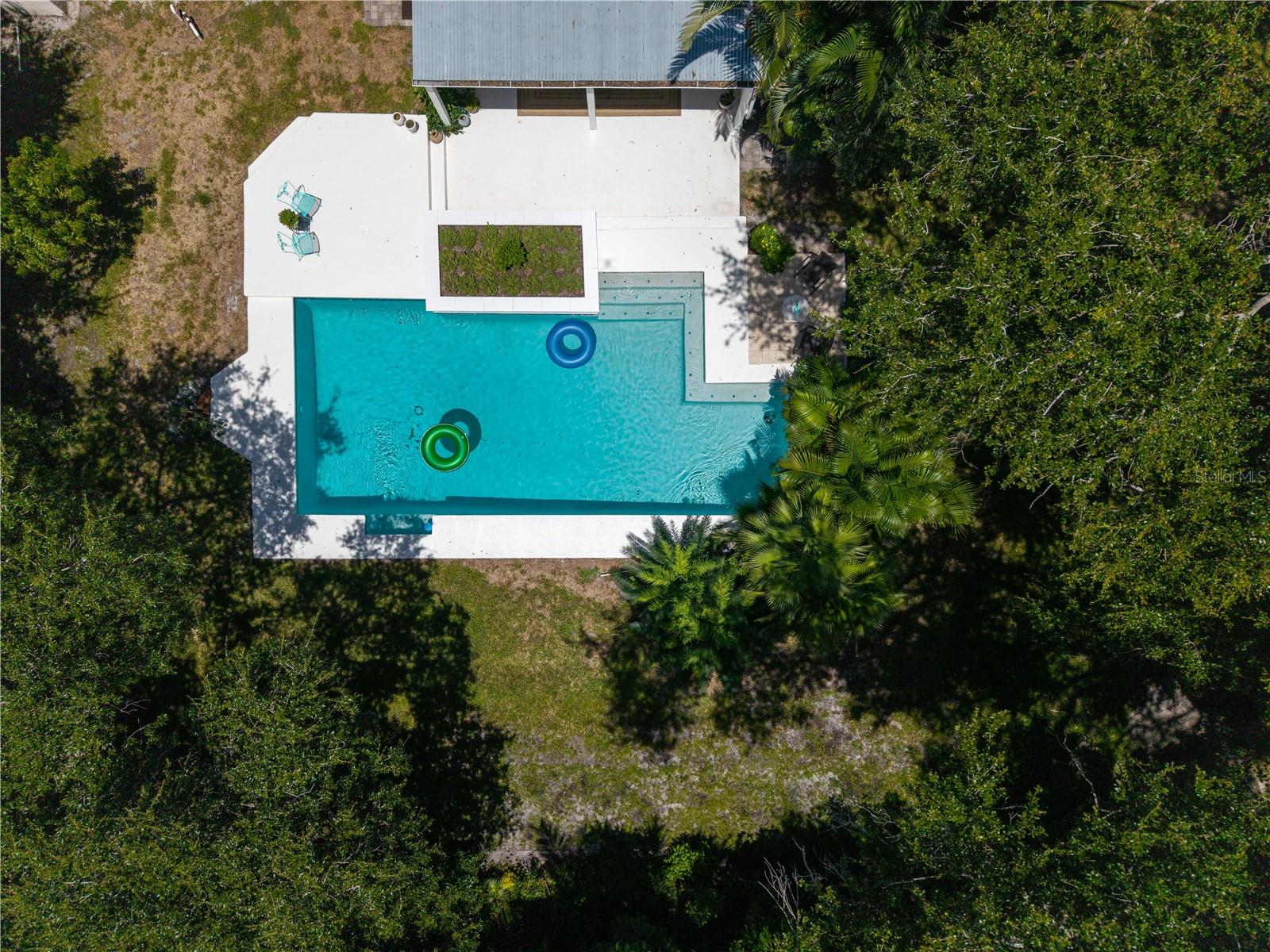 1722 North Dr, Sarasota, FL 34239 — photo 38 of 40