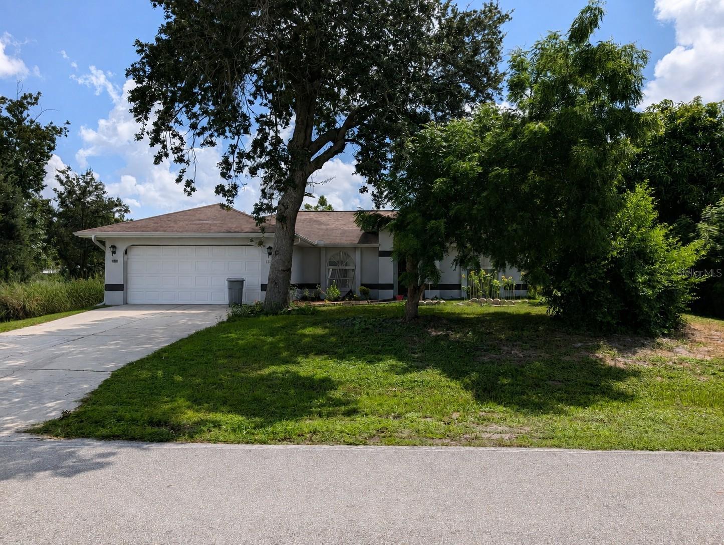 1298 Viscaya Dr, Port Charlotte, FL 33952 — photo 2 of 8