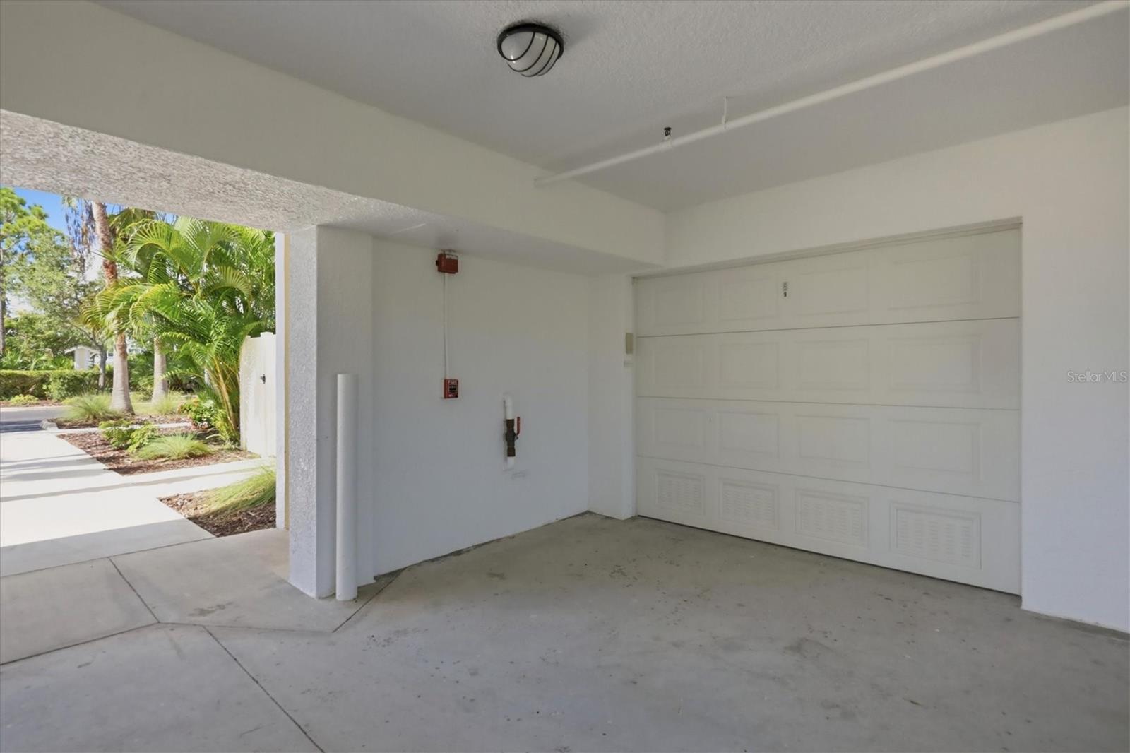 1 Car Garage Included!