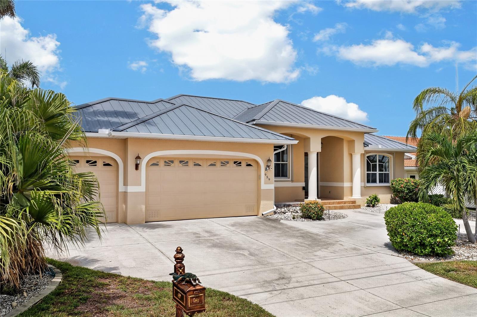 959 Bal Harbor Blvd, Punta Gorda, FL 33950 — photo 3 of 52