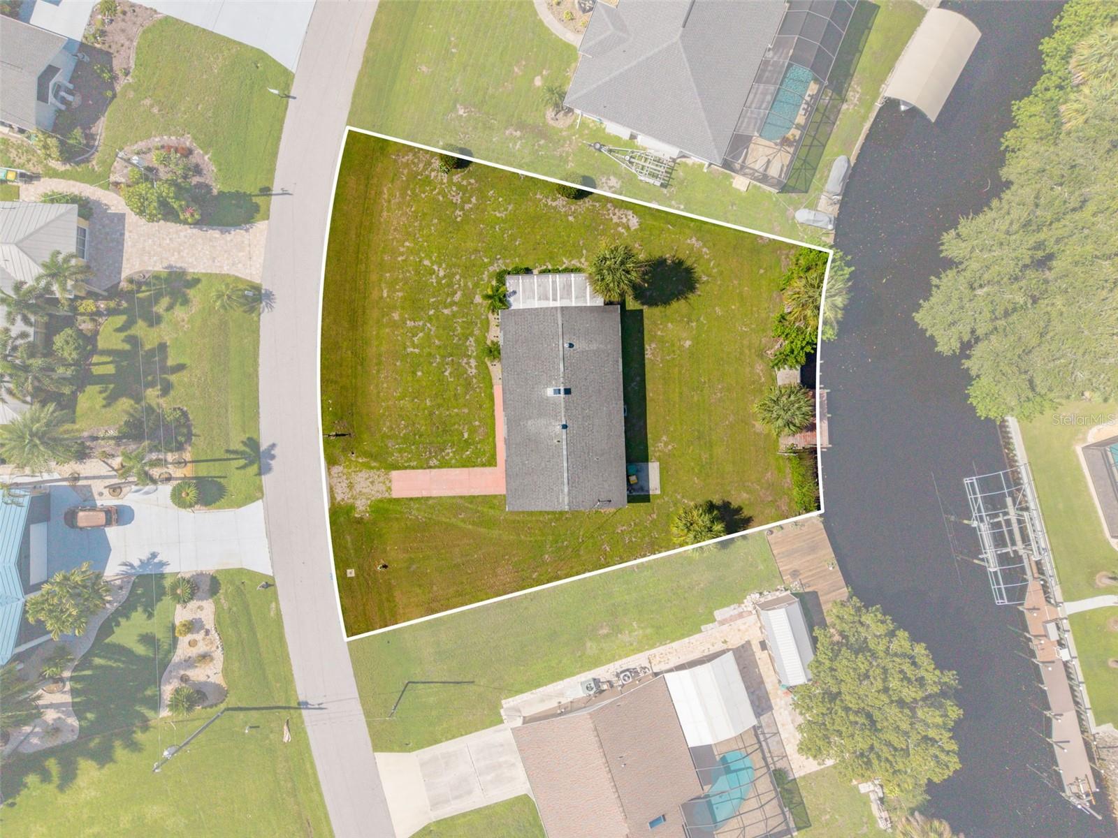 Aerial Perspective Showcasing Desirable Peace River Drive Location