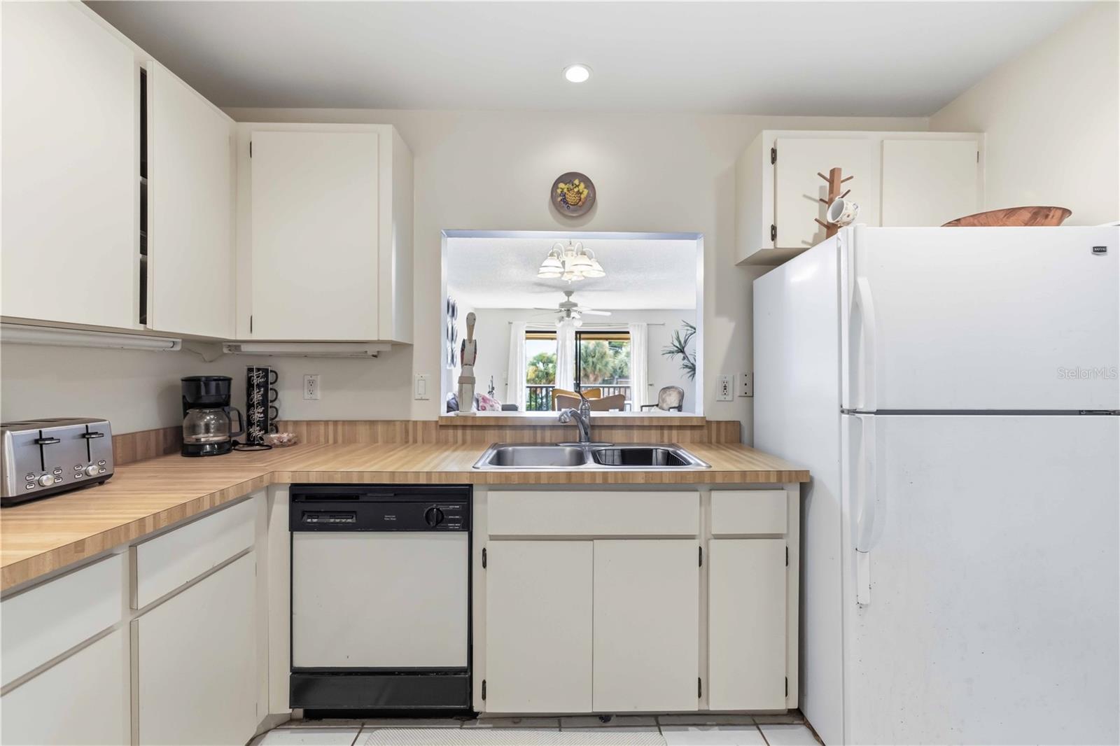 9034 Midnight Pass Rd #6, Sarasota, FL 34242 — photo 14 of 38