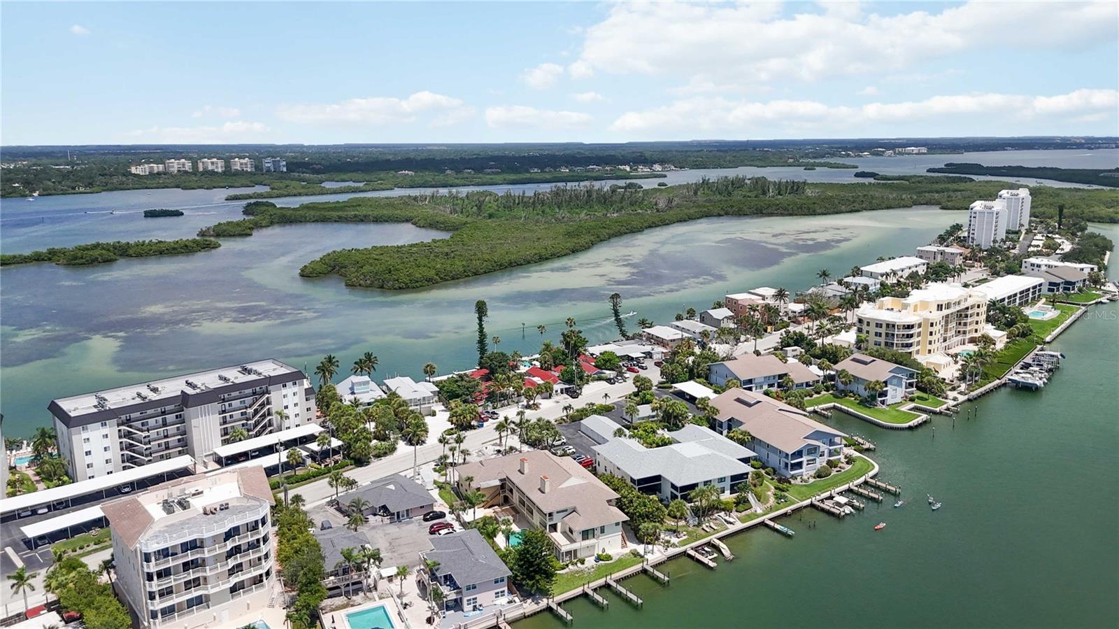 9034 Midnight Pass Rd #6, Sarasota, FL 34242 — photo 4 of 38