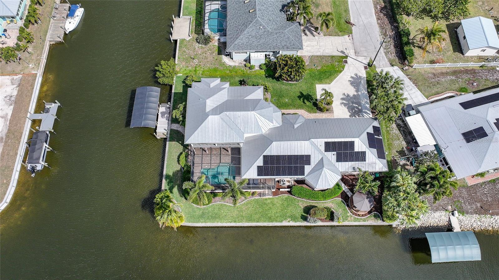 534 Canal Way, Punta Gorda, FL 33950 — photo 2 of 91