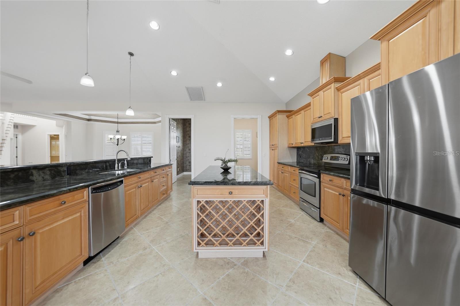 534 Canal Way, Punta Gorda, FL 33950 — photo 19 of 91