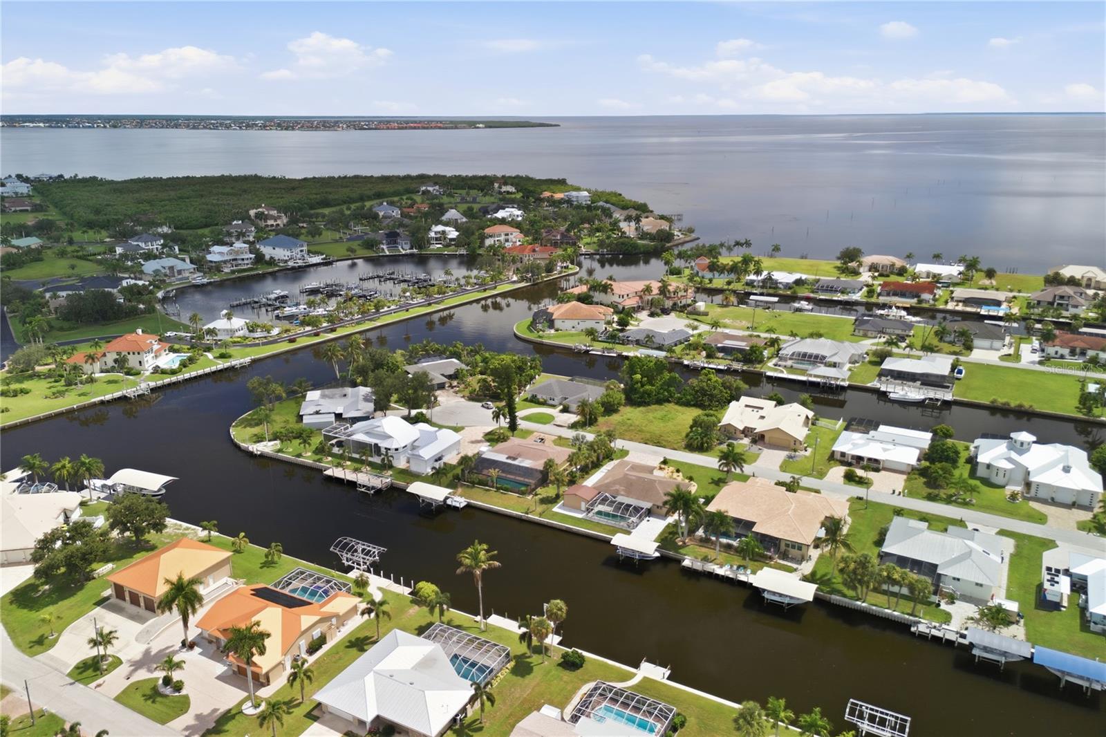 136 Sinclair St SE, Port Charlotte, FL 33952 — photo 11 of 72