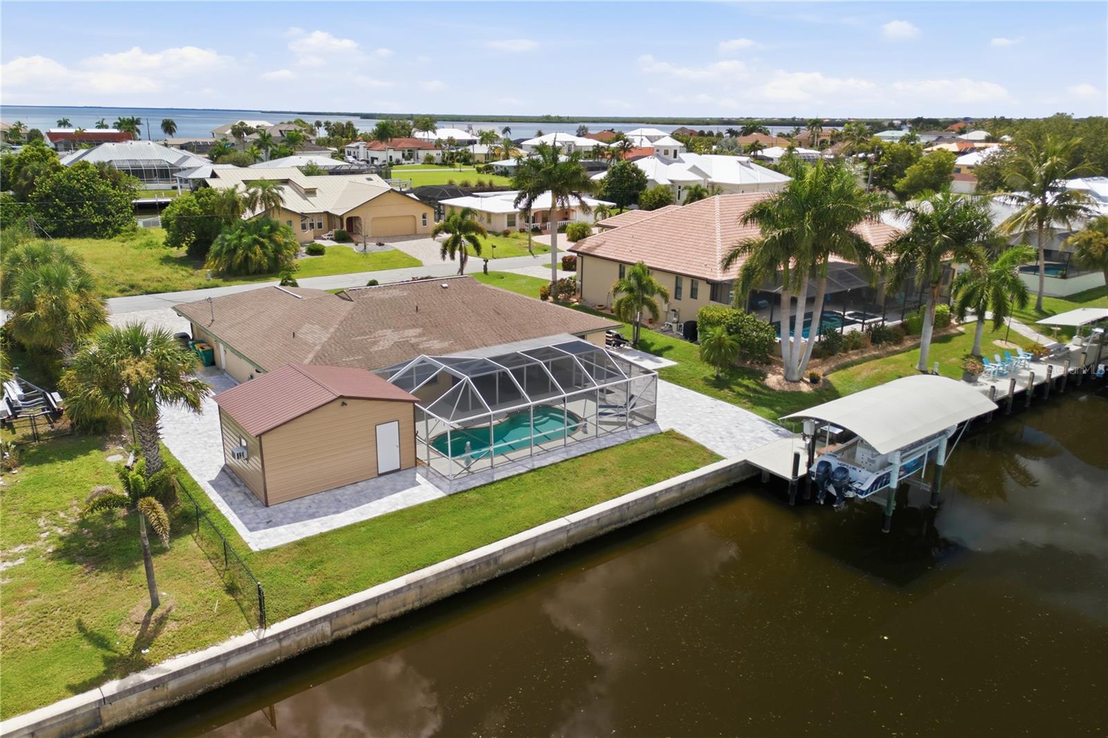 136 Sinclair St SE, Port Charlotte, FL 33952 — photo 15 of 72