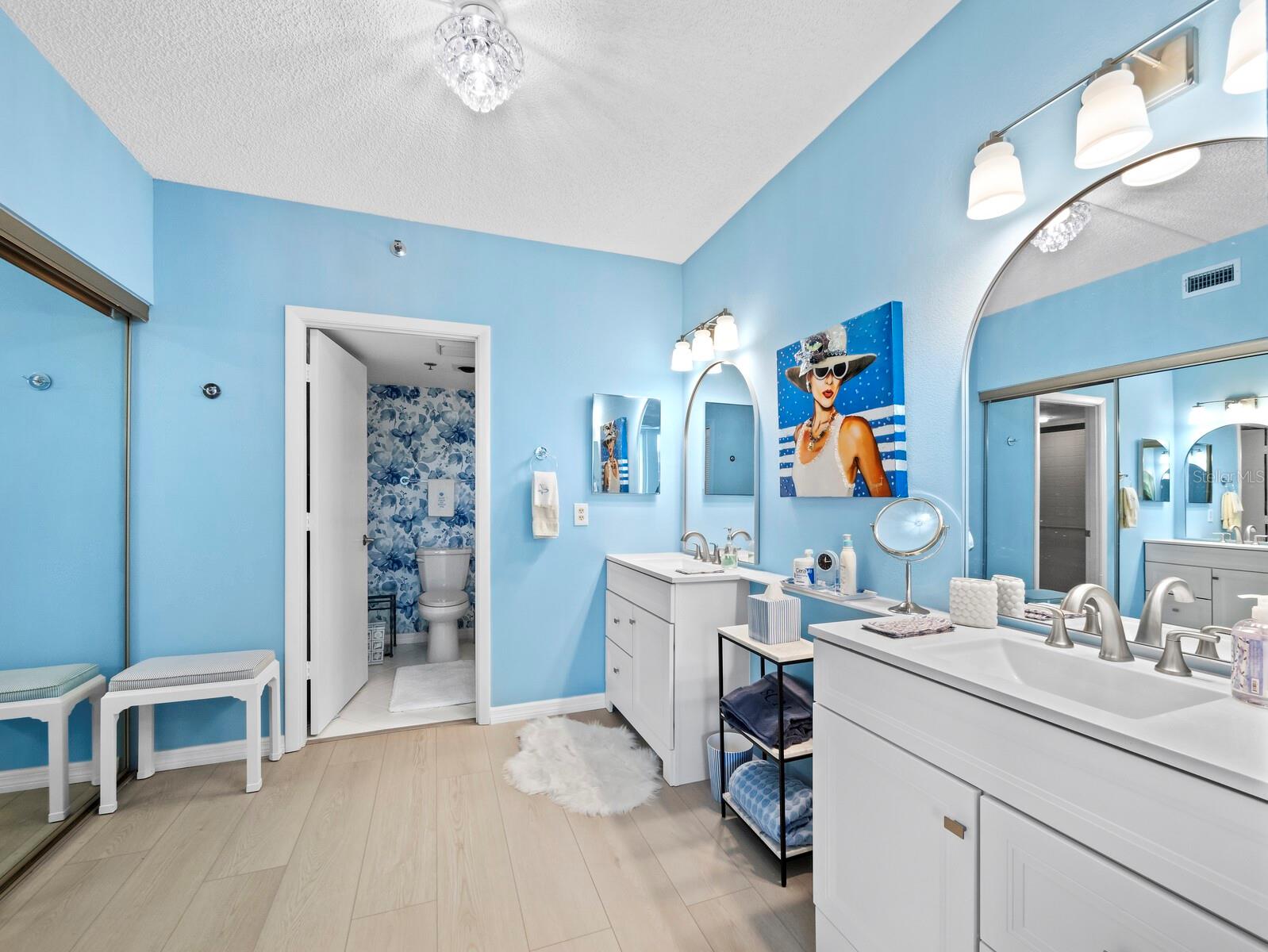1075 Gulf of Mexico Dr #205, Longboat Key, FL 34228 — photo 21 of 60