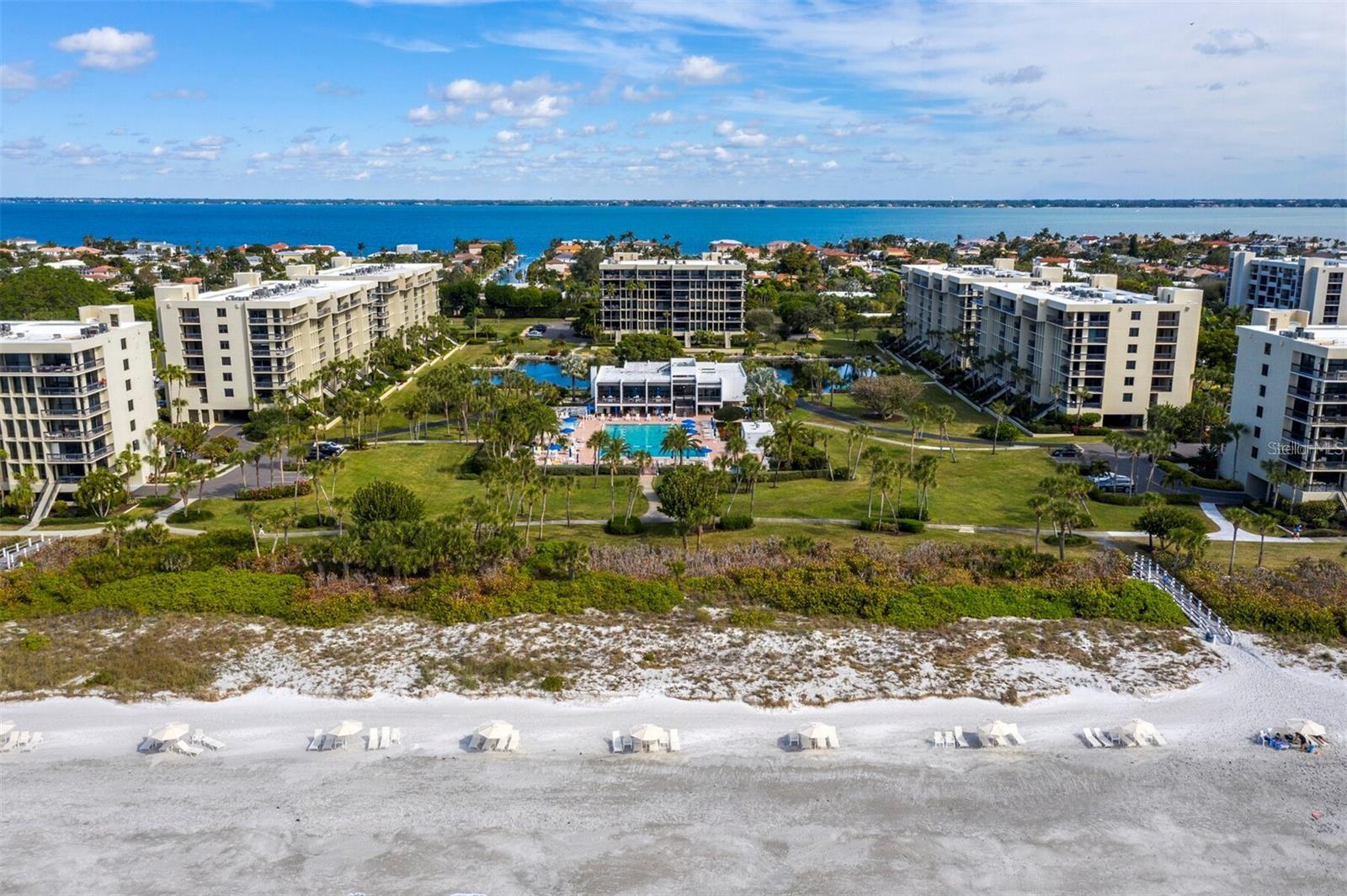 1075 Gulf of Mexico Dr #205, Longboat Key, FL 34228 — photo 37 of 60