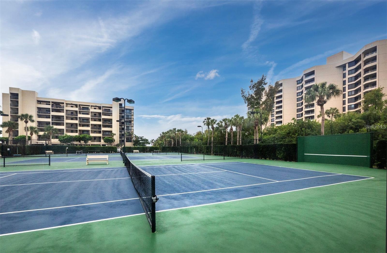 1075 Gulf of Mexico Dr #205, Longboat Key, FL 34228 — photo 46 of 60