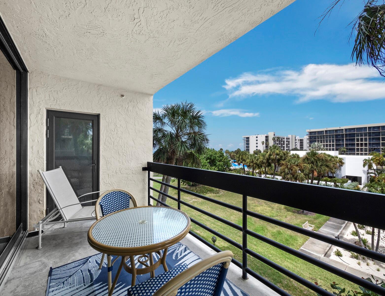 1075 Gulf of Mexico Dr #205, Longboat Key, FL 34228 — photo 6 of 60