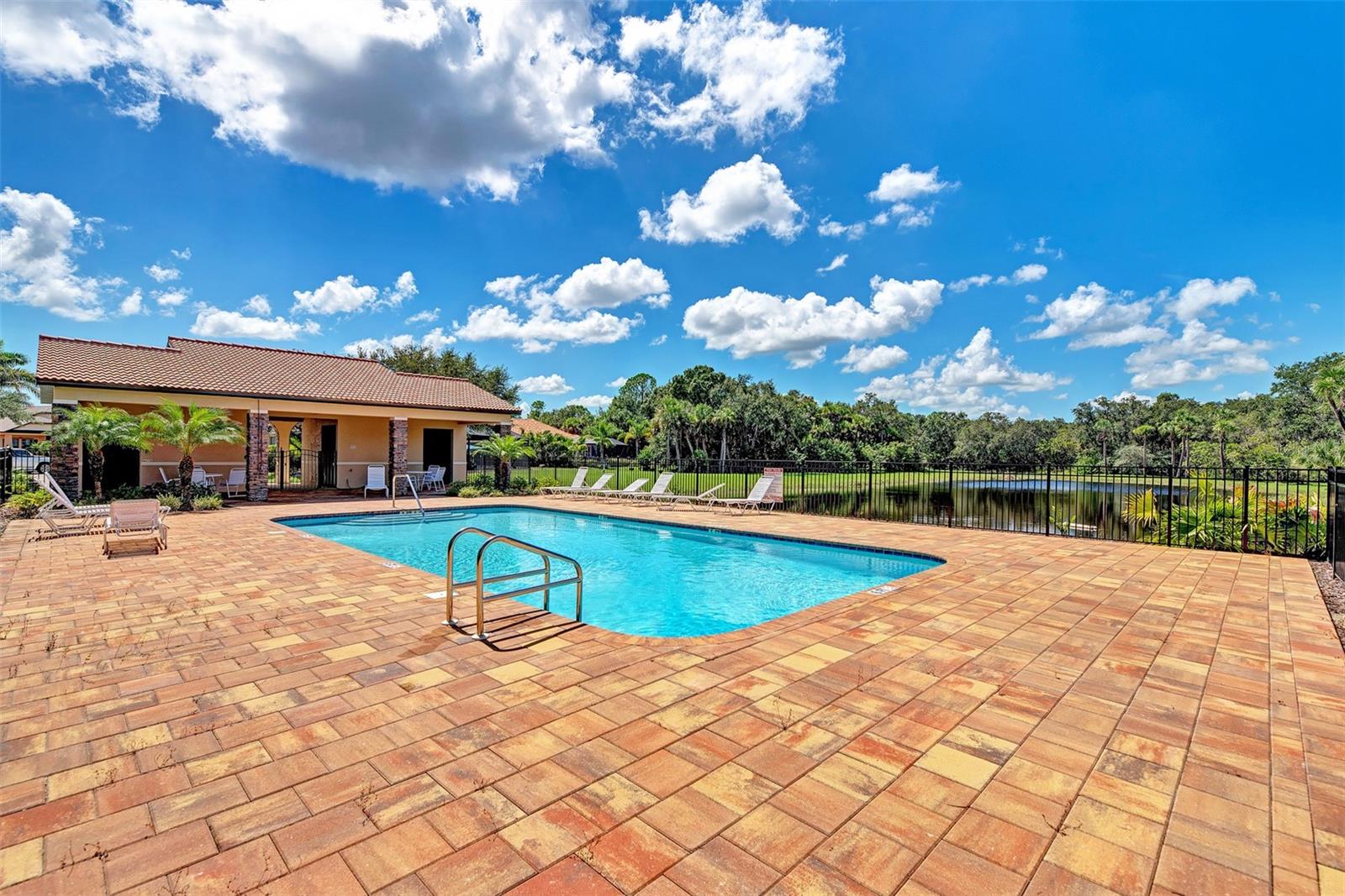 Villa Milano Pool