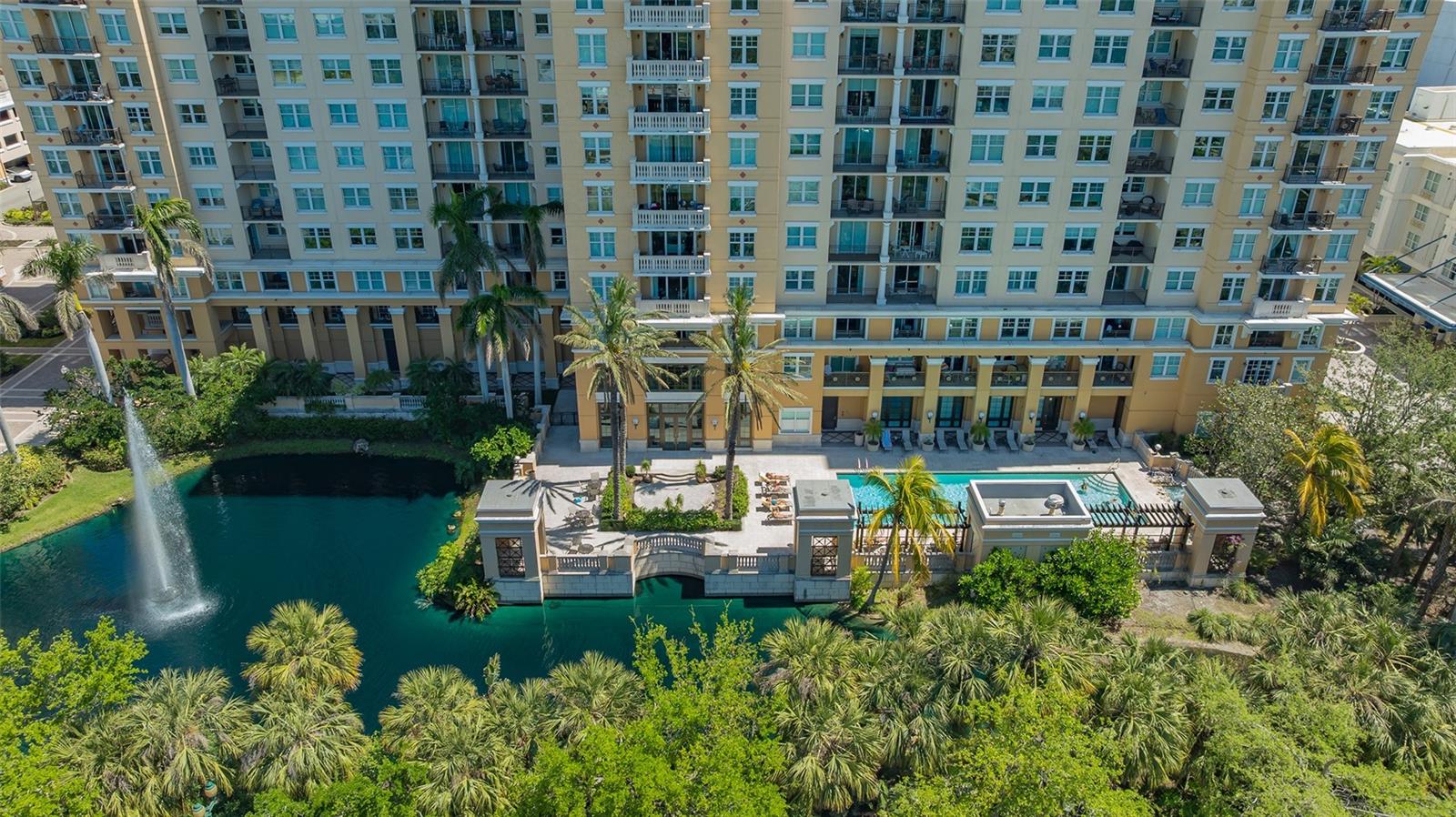 750 N Tamiami Trl #304, Sarasota, FL 34236 — photo 36 of 70