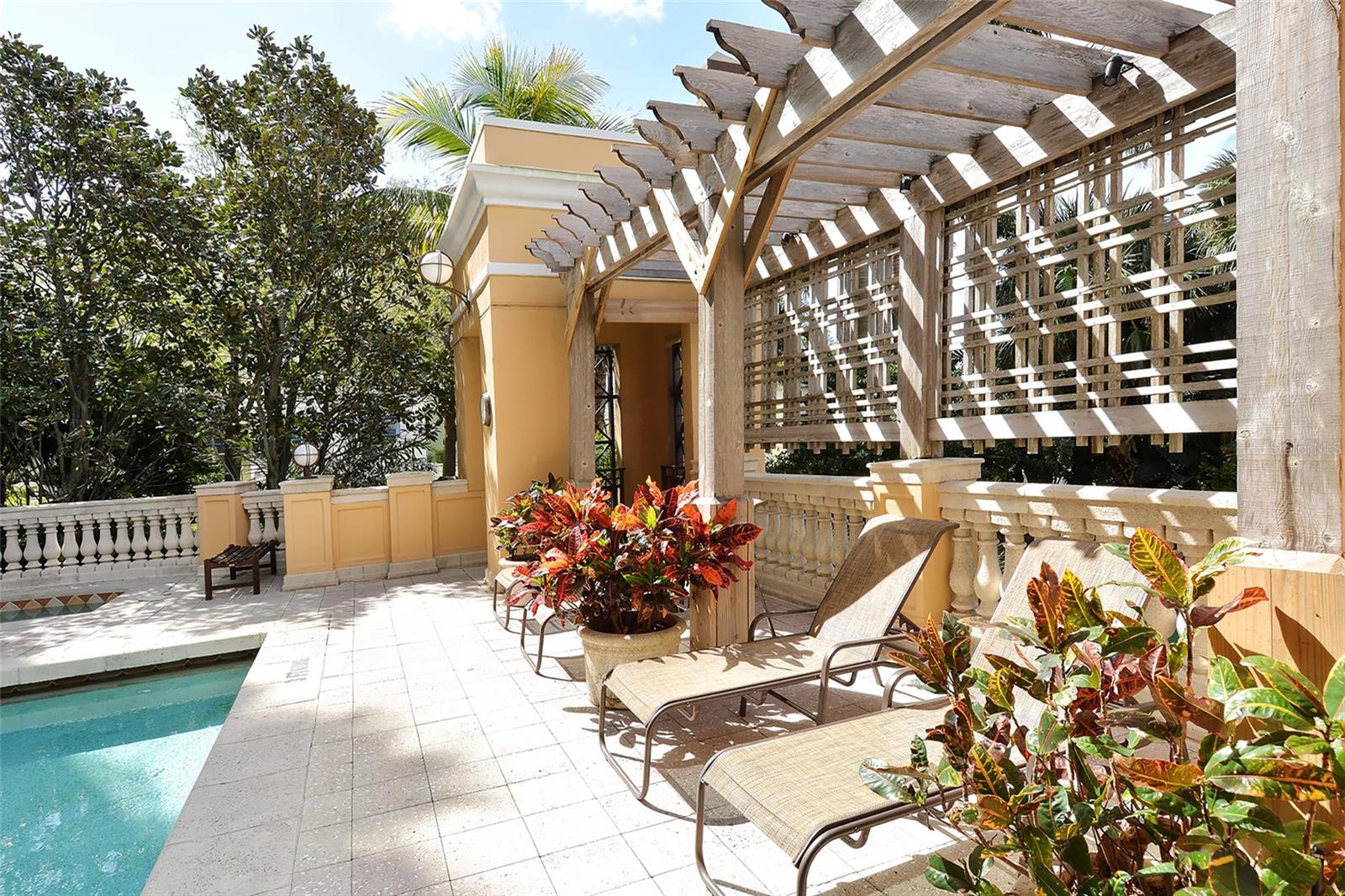 750 N Tamiami Trl #304, Sarasota, FL 34236 — photo 60 of 70