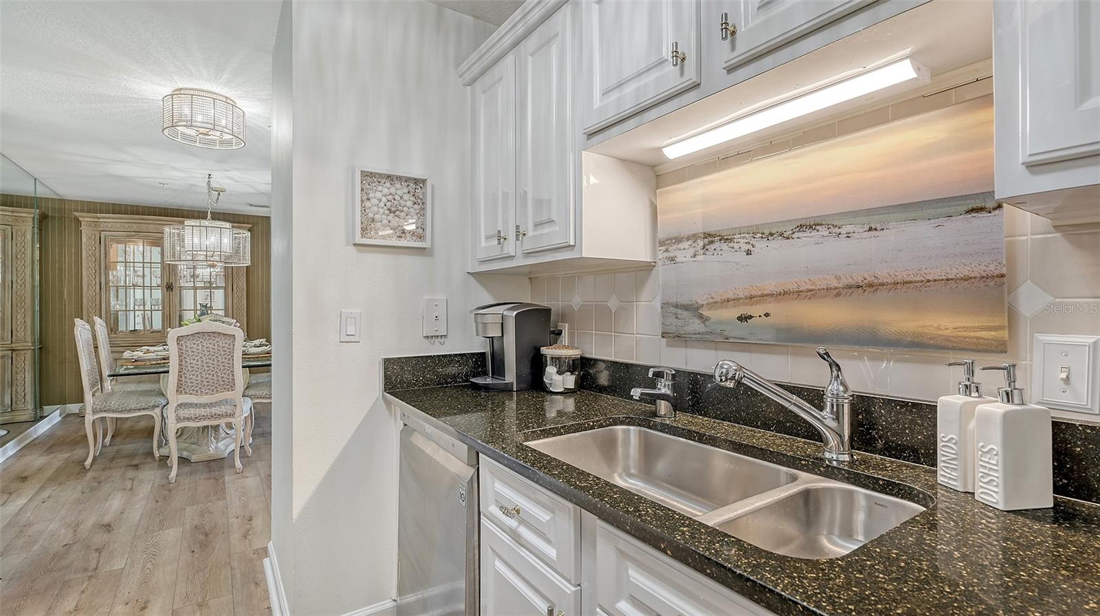 750 N Tamiami Trl #304, Sarasota, FL 34236 — photo 7 of 70