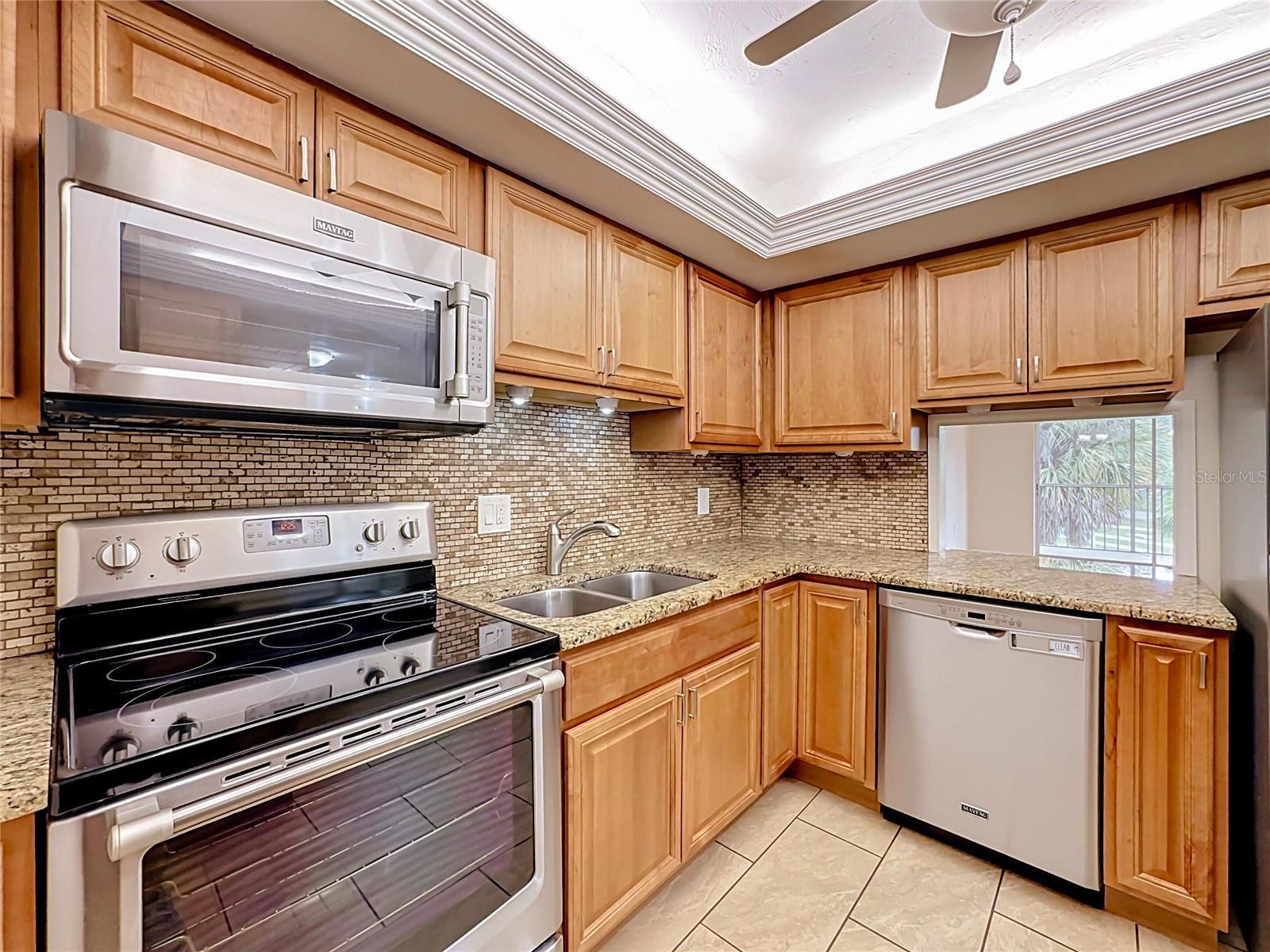 1520 Glen Oaks Dr E #248, Sarasota, FL 34232 — photo 2 of 29