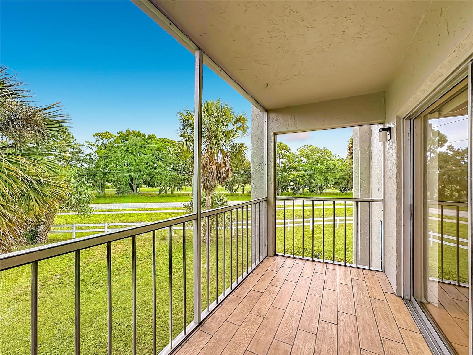 1520 Glen Oaks Dr E #248, Sarasota, FL 34232 — photo 17 of 29
