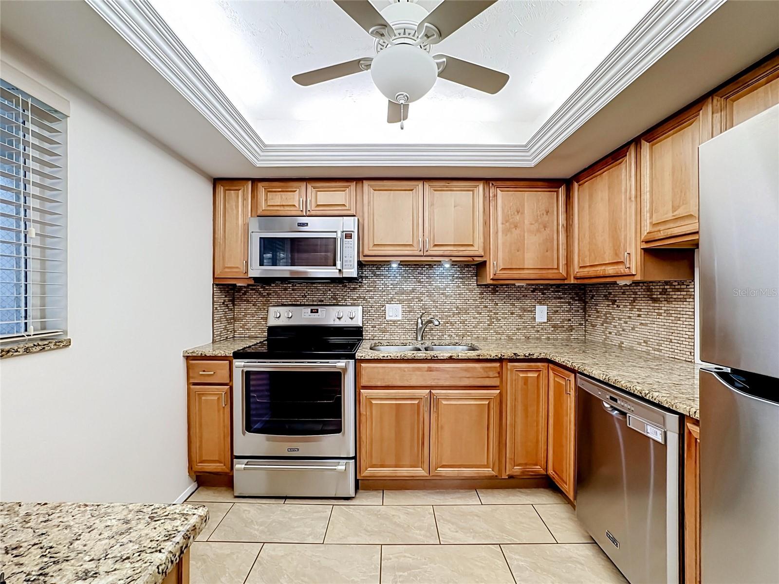 1520 Glen Oaks Dr E #248, Sarasota, FL 34232 — photo 3 of 29