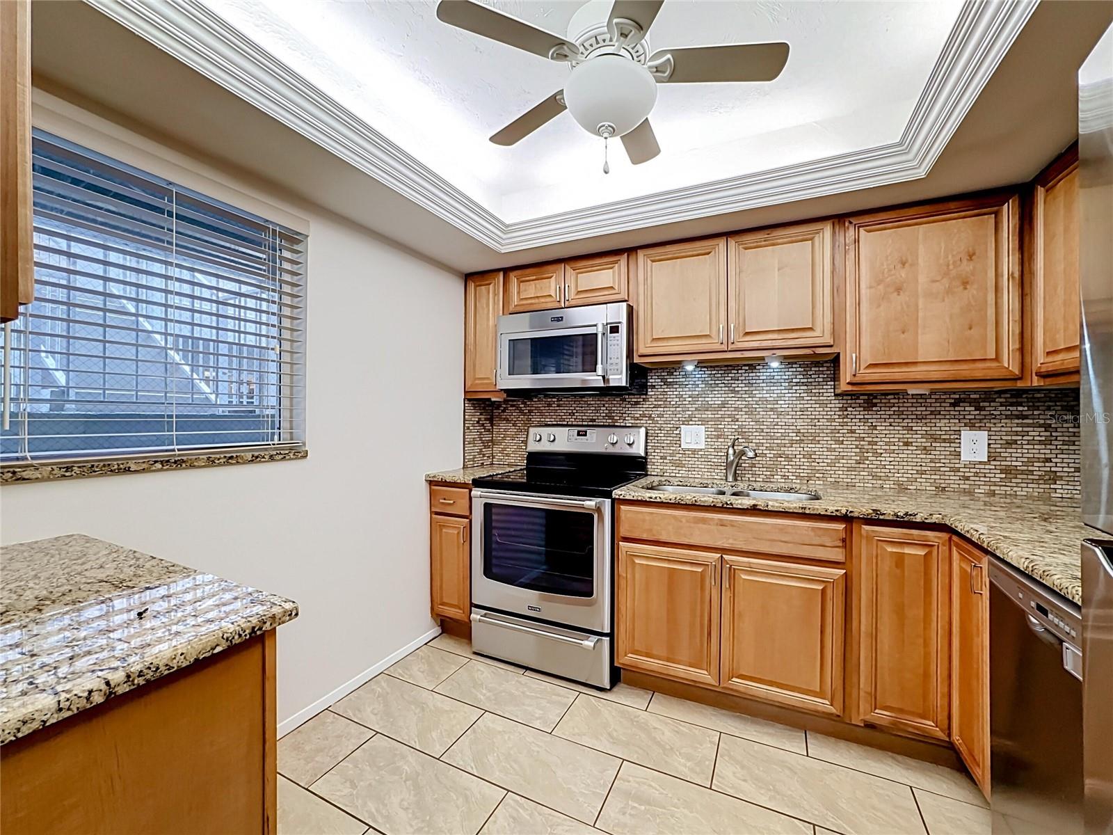 1520 Glen Oaks Dr E #248, Sarasota, FL 34232 — photo 5 of 29