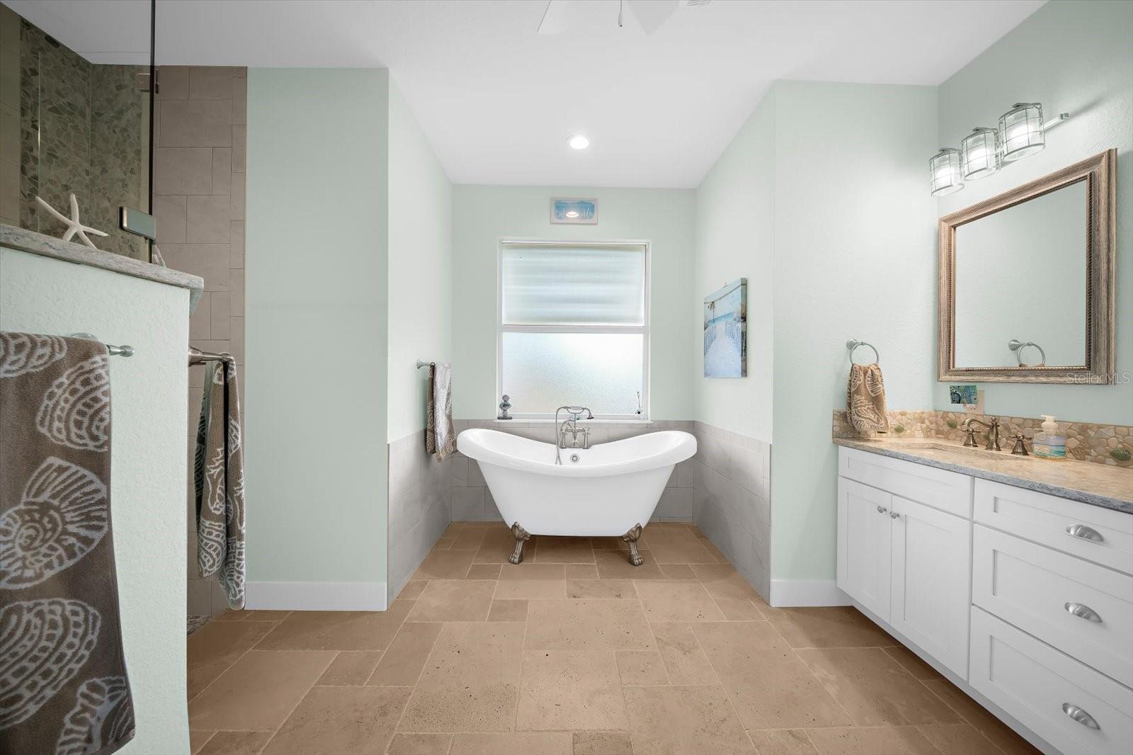 CLAWFOOT Tub Creates Spa Luxury