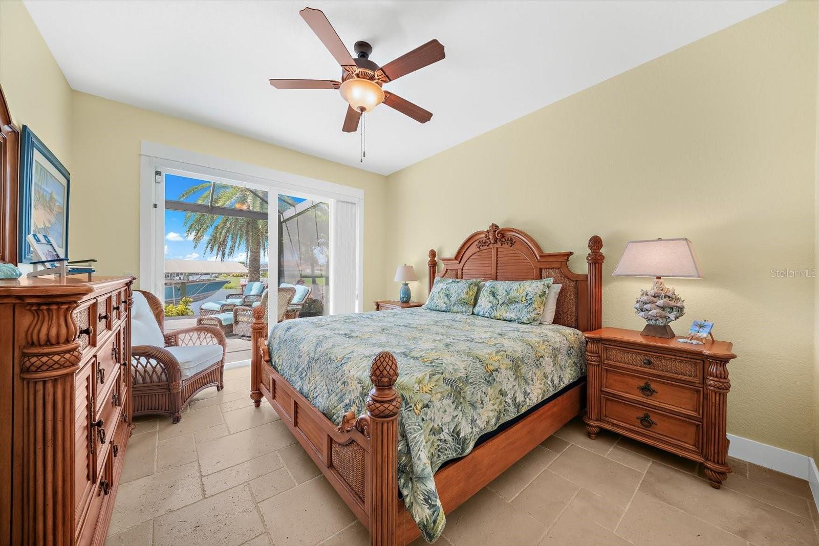 Spacious Guest Bedrooms With PRIVATE Lanai Access