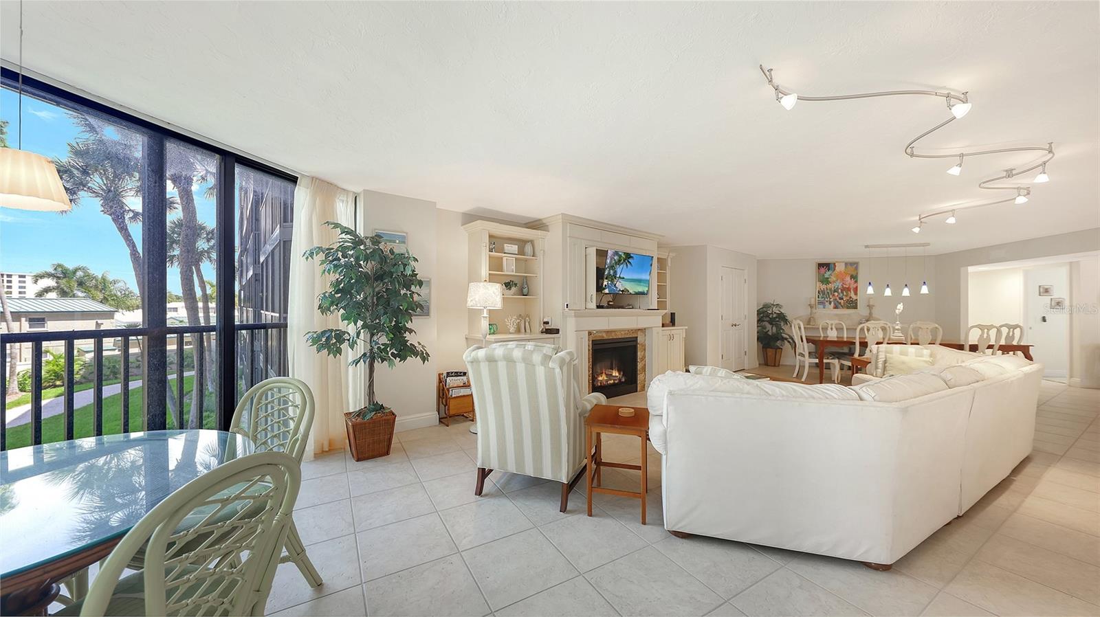 5880 Midnight Pass Rd #307, Sarasota, FL 34242 — photo 10 of 49