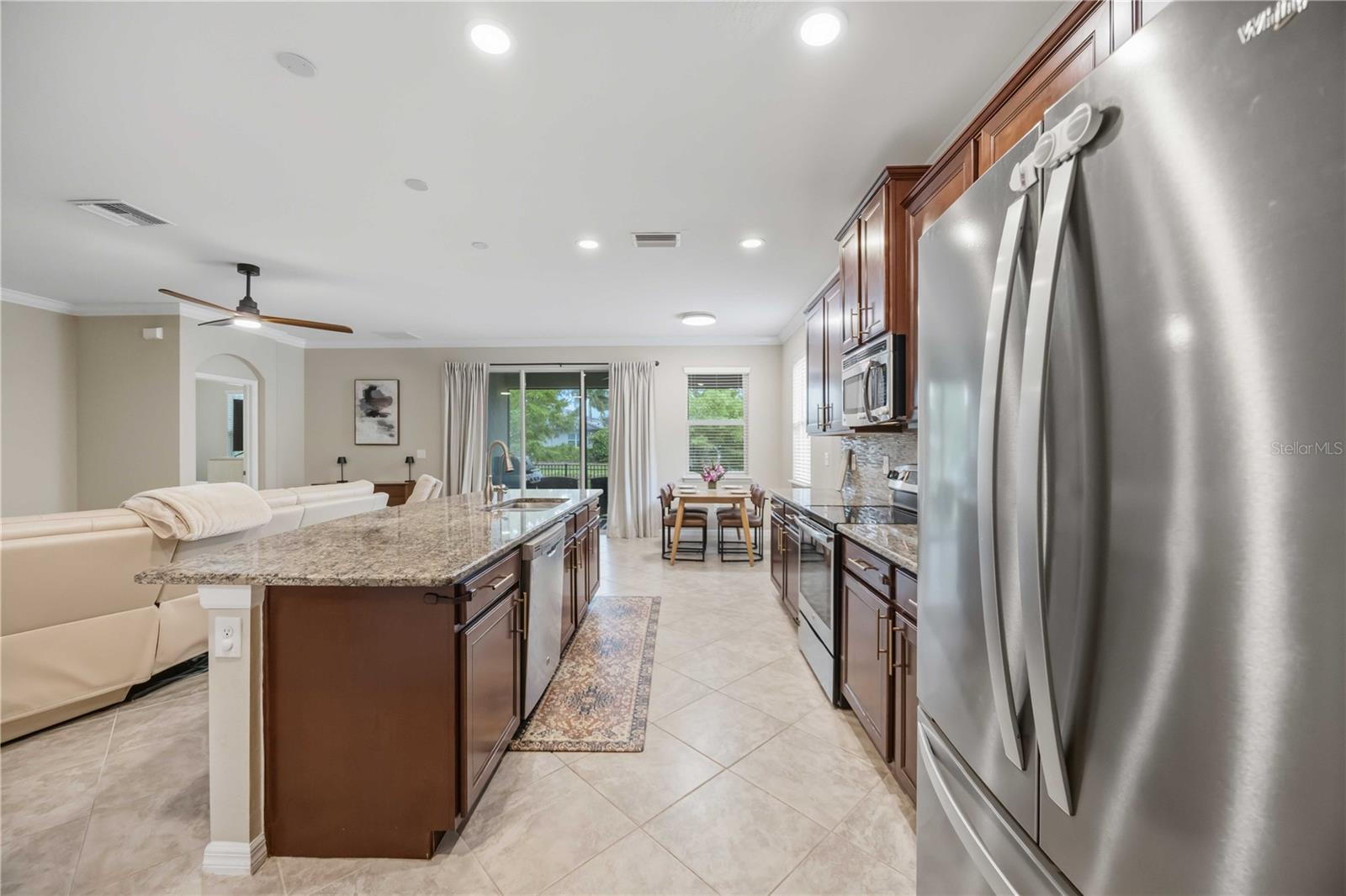 5516 Cartagena Dr, Sarasota, FL 34233 — photo 11 of 46