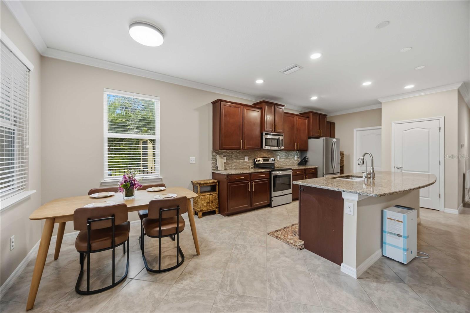 5516 Cartagena Dr, Sarasota, FL 34233 — photo 14 of 46