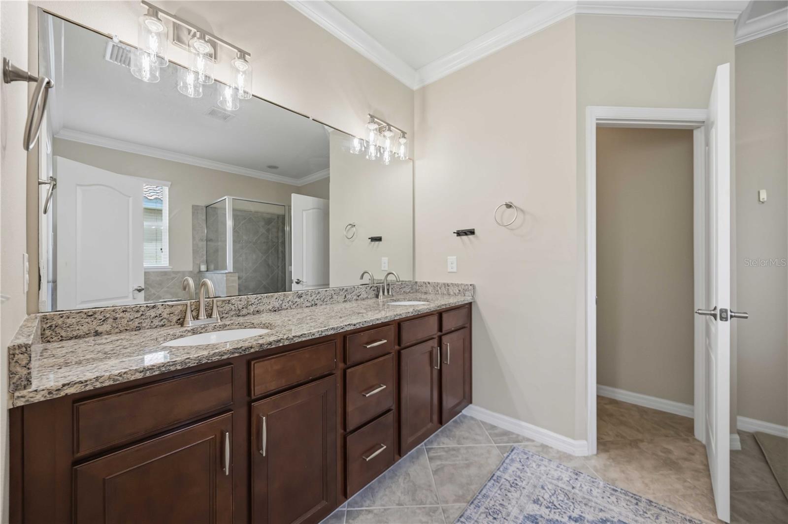 5516 Cartagena Dr, Sarasota, FL 34233 — photo 27 of 46