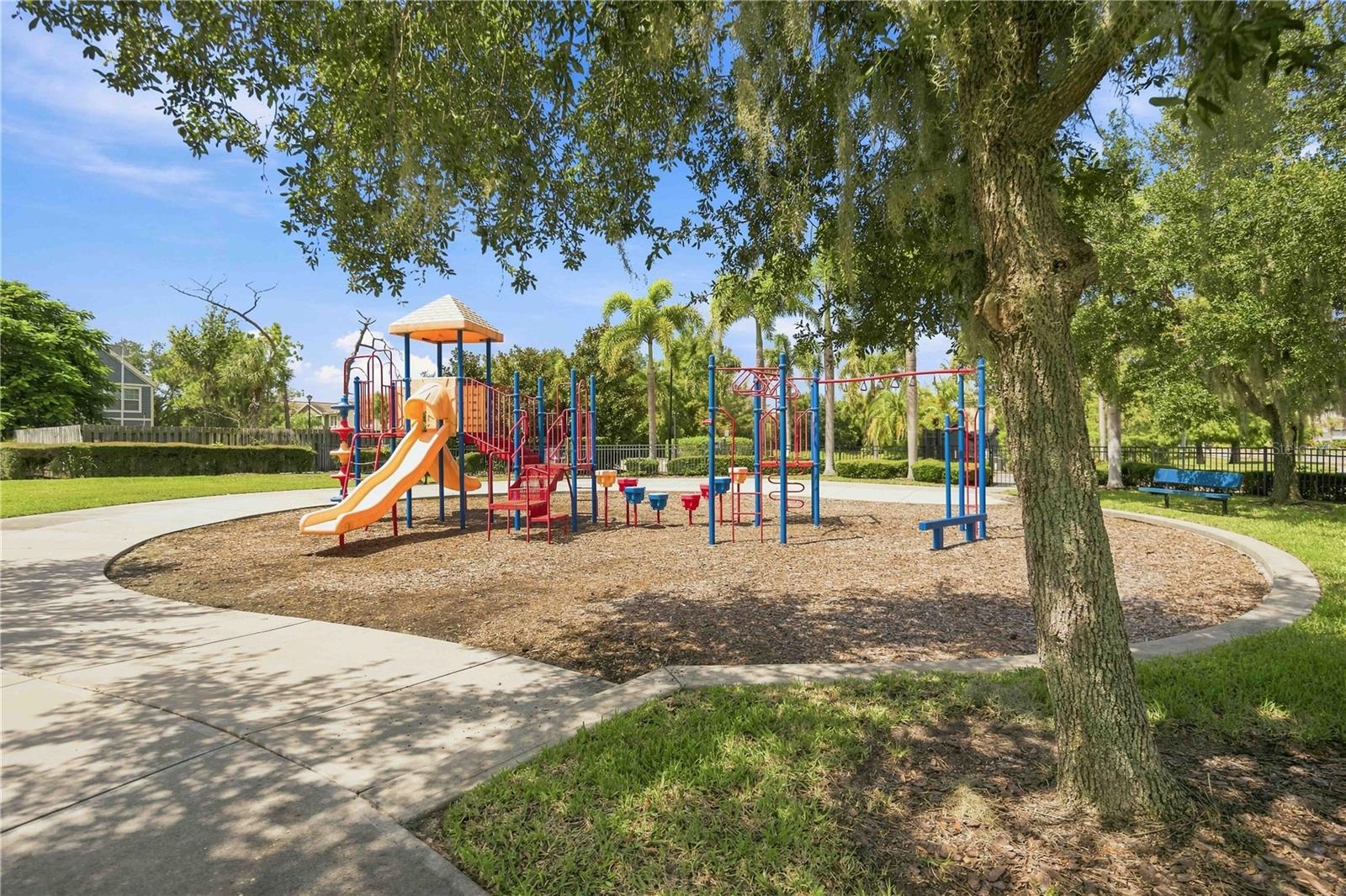 5516 Cartagena Dr, Sarasota, FL 34233 — photo 39 of 46