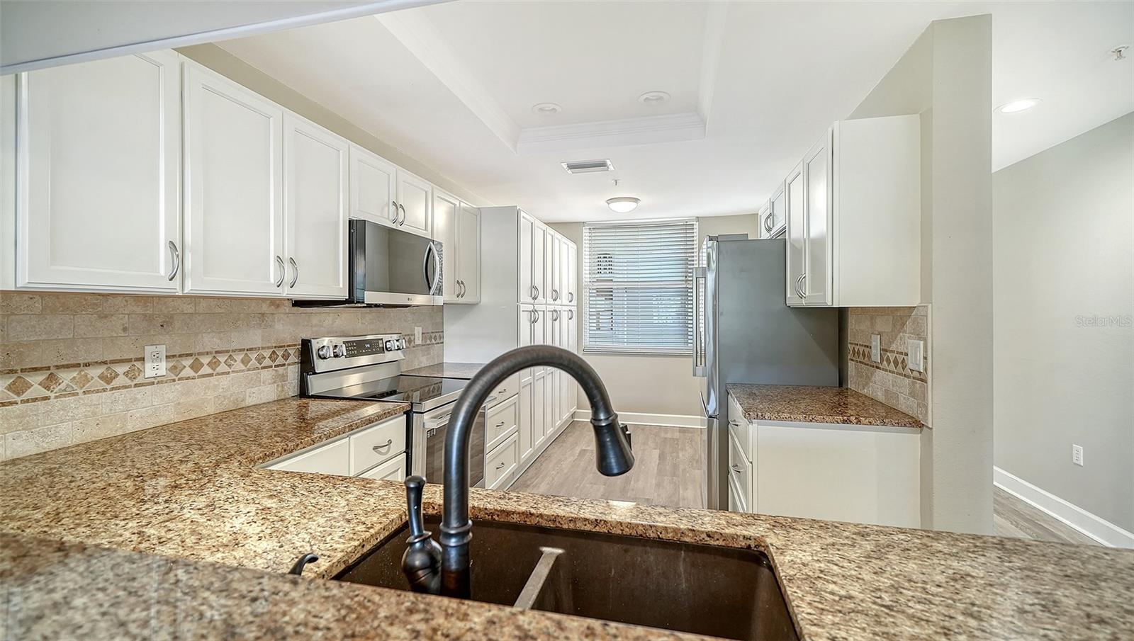 ALL NEW STAINLESS STEEL APPLIANCES