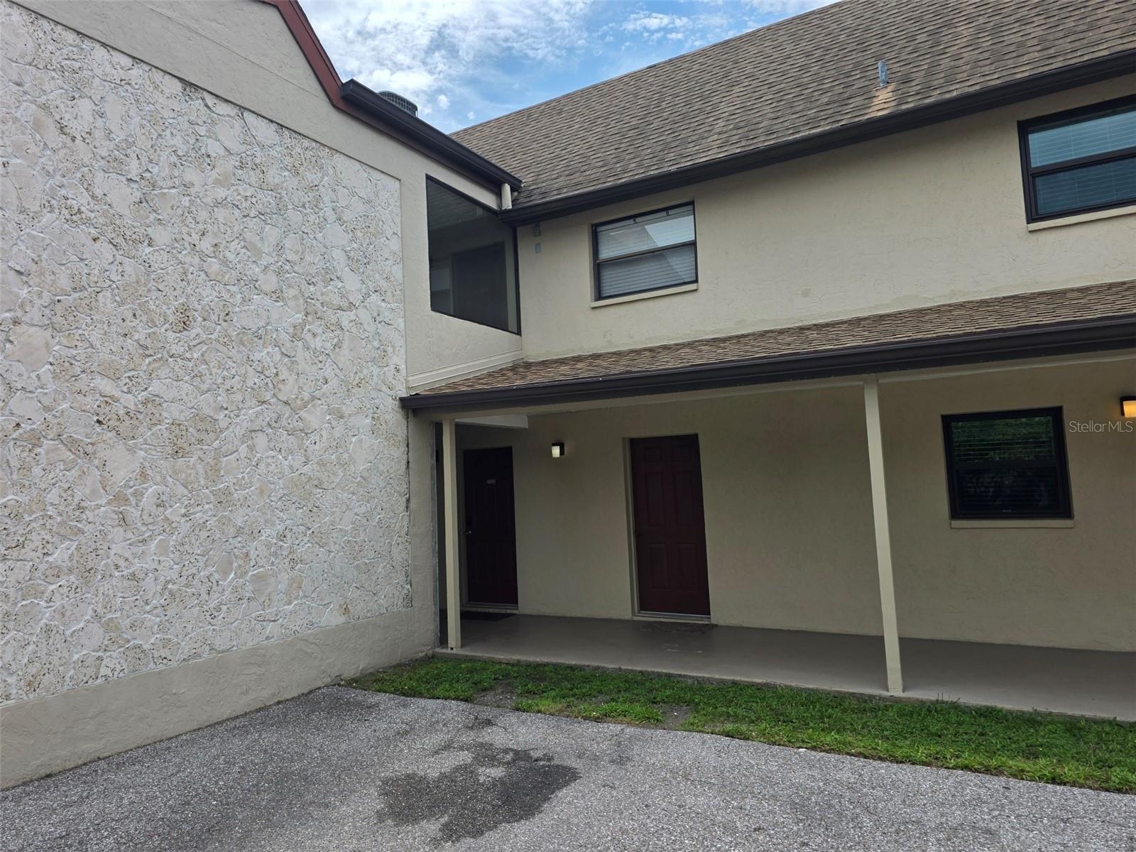 7219 Cloister Dr #202, Sarasota, FL 34231 — photo 2 of 16