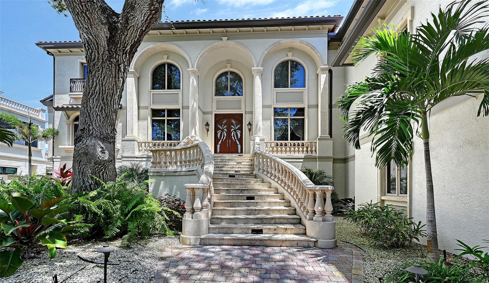 1216 N Casey Key Rd, Osprey, FL 34229 — photo 13 of 71