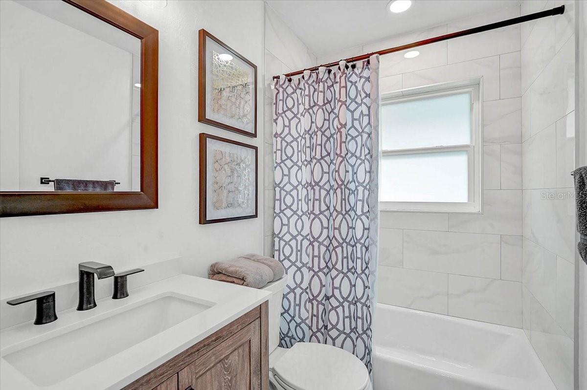 2347 Tangerine Dr, Sarasota, FL 34239 — photo 24 of 34