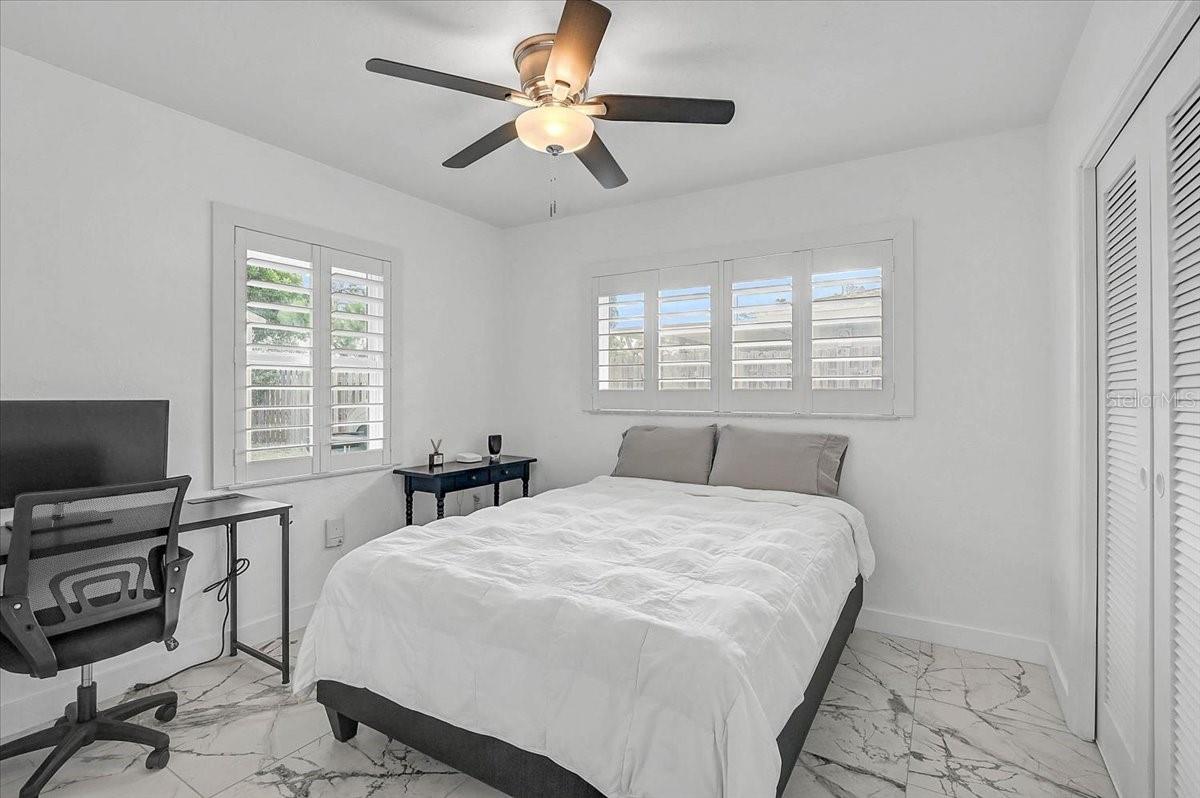 2347 Tangerine Dr, Sarasota, FL 34239 — photo 25 of 34