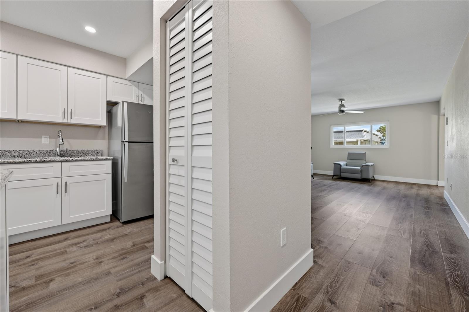 22375 Edgewater Dr #124, Punta Gorda, FL 33980 — photo 10 of 42