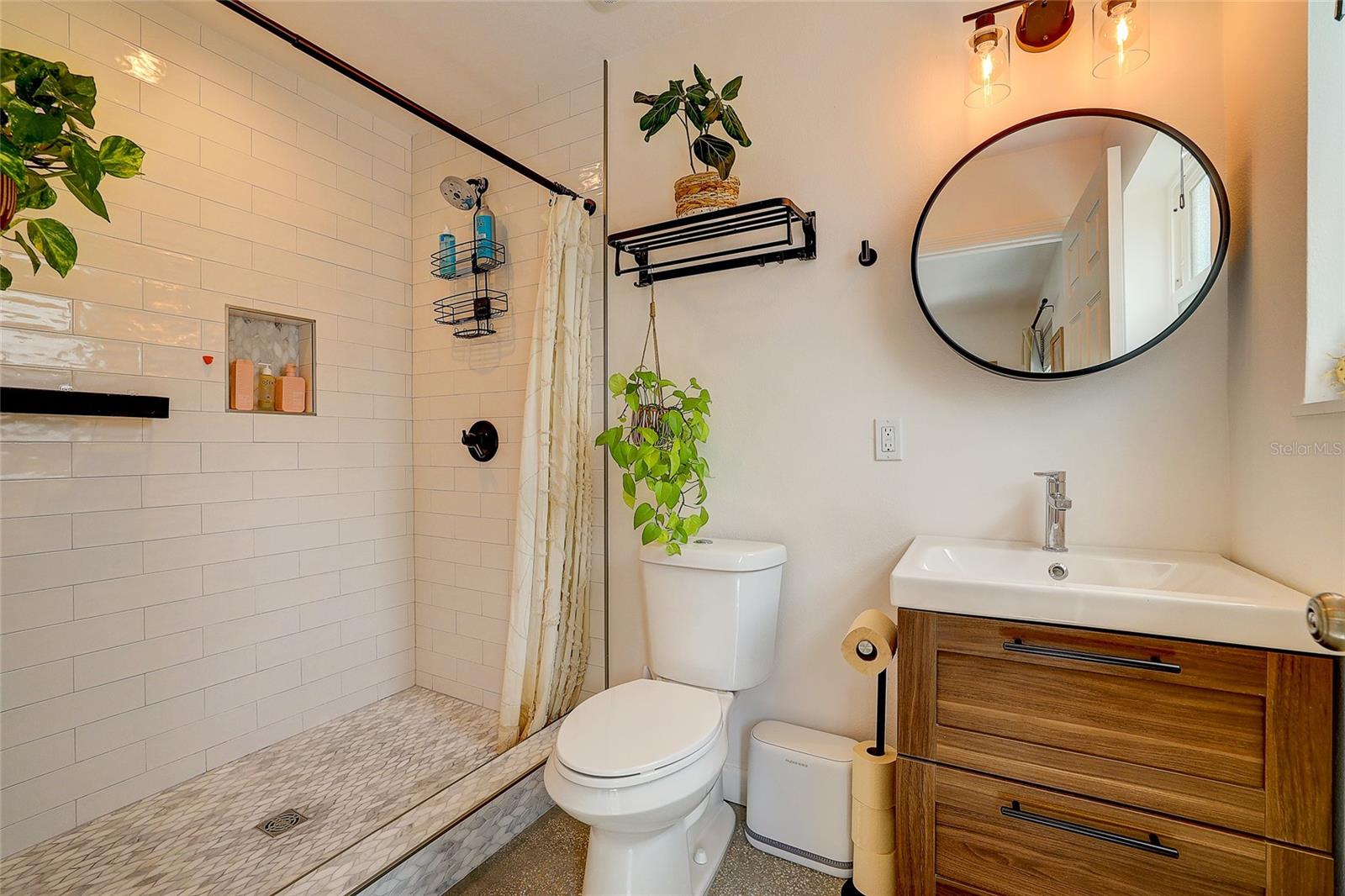 2121 Palm Ter, Sarasota, FL 34231 — photo 16 of 50