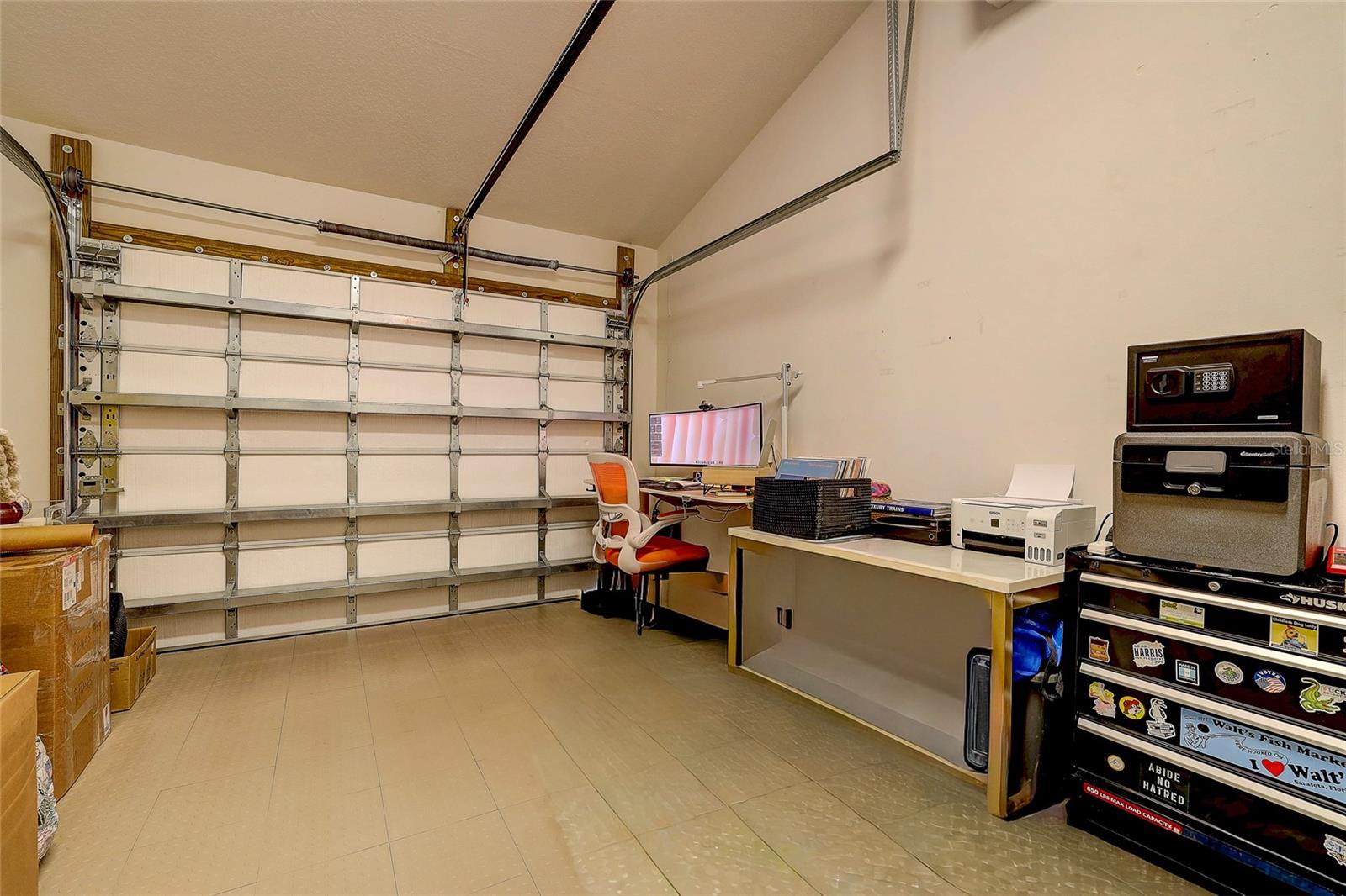 AC and Insulated Garage