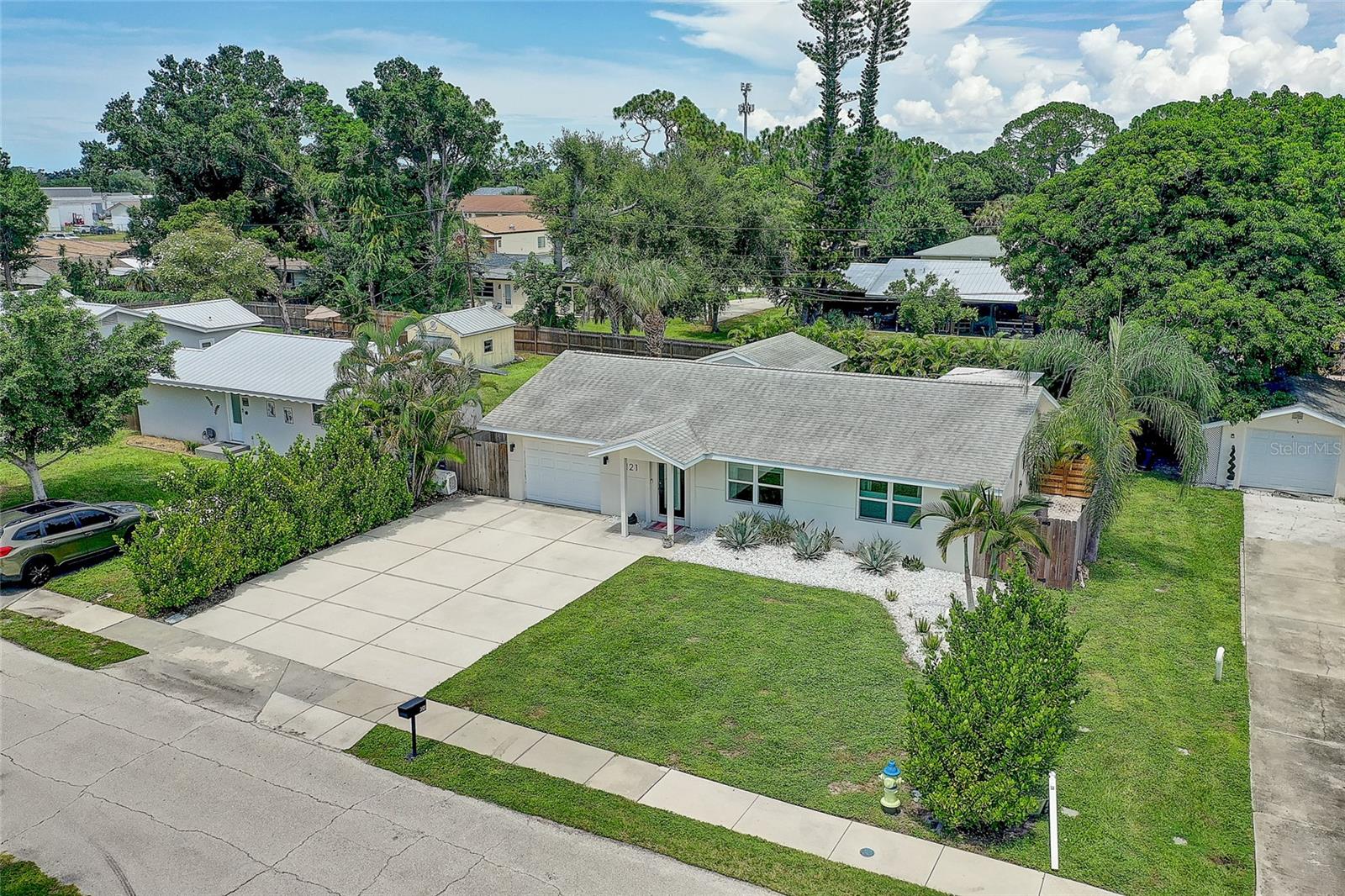 2121 Palm Ter, Sarasota, FL 34231 — photo 39 of 50