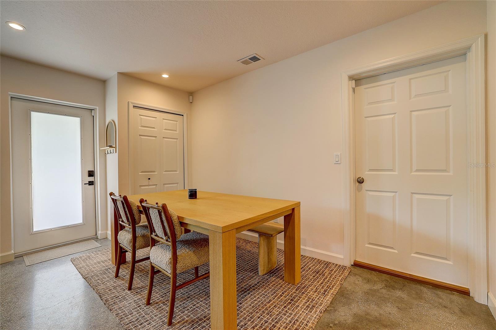 2121 Palm Ter, Sarasota, FL 34231 — photo 5 of 50