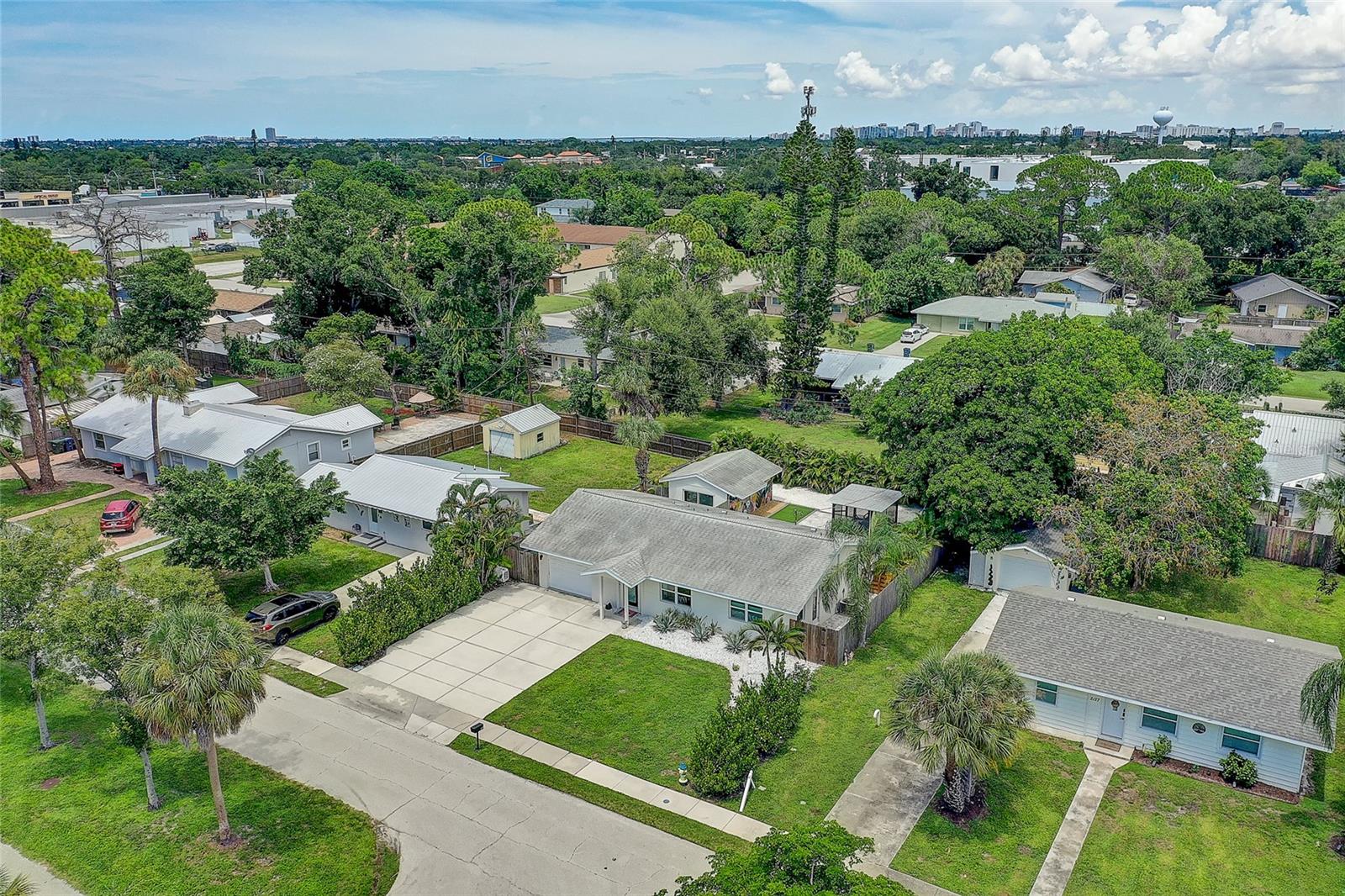 2121 Palm Ter, Sarasota, FL 34231 — photo 42 of 50