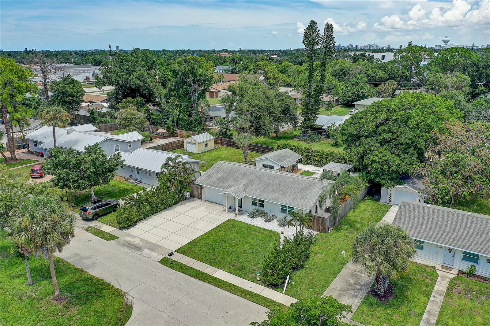 2121 Palm Ter, Sarasota, FL 34231 — photo 43 of 50