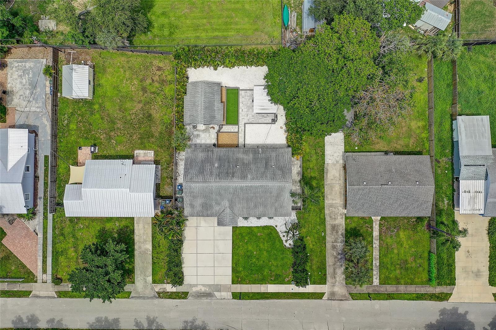 2121 Palm Ter, Sarasota, FL 34231 — photo 44 of 50