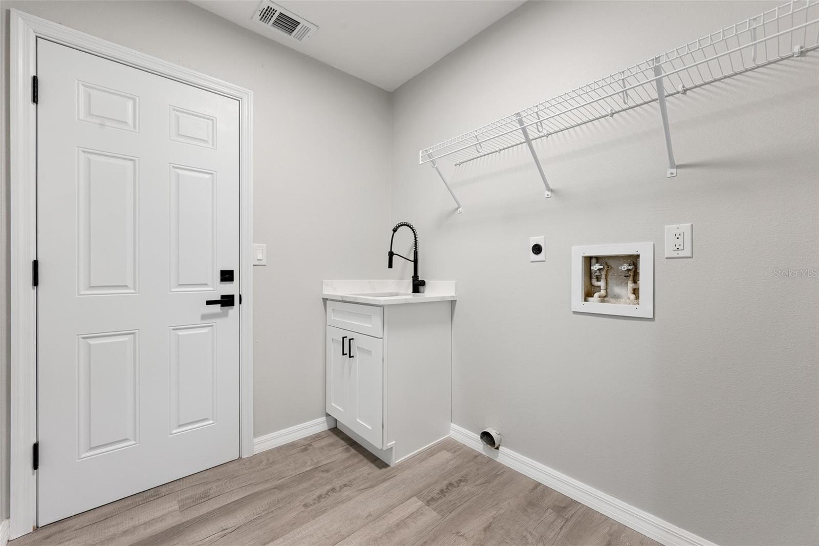 172 Shady Pine Ln, Nokomis, FL 34275 — photo 23 of 36