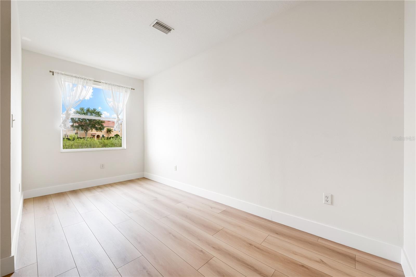 3768 Parkridge Cir #23-104, Sarasota, FL 34243 — photo 13 of 64