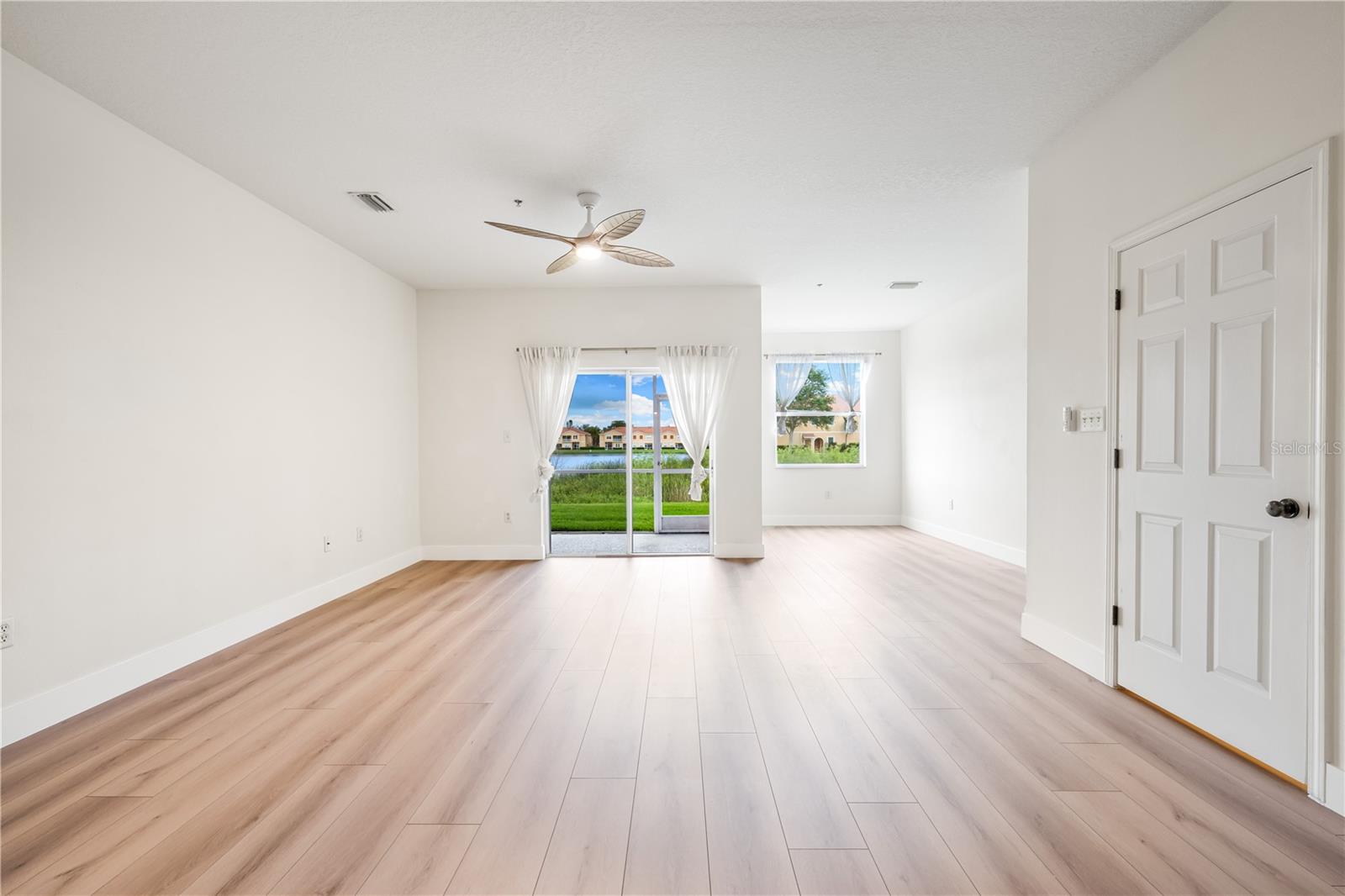 3768 Parkridge Cir #23-104, Sarasota, FL 34243 — photo 9 of 64