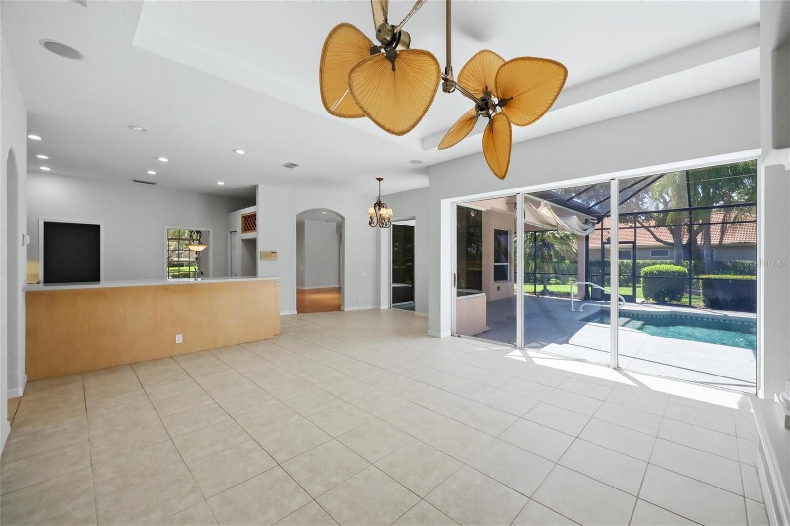 Family room, kitchen and breakfast nook